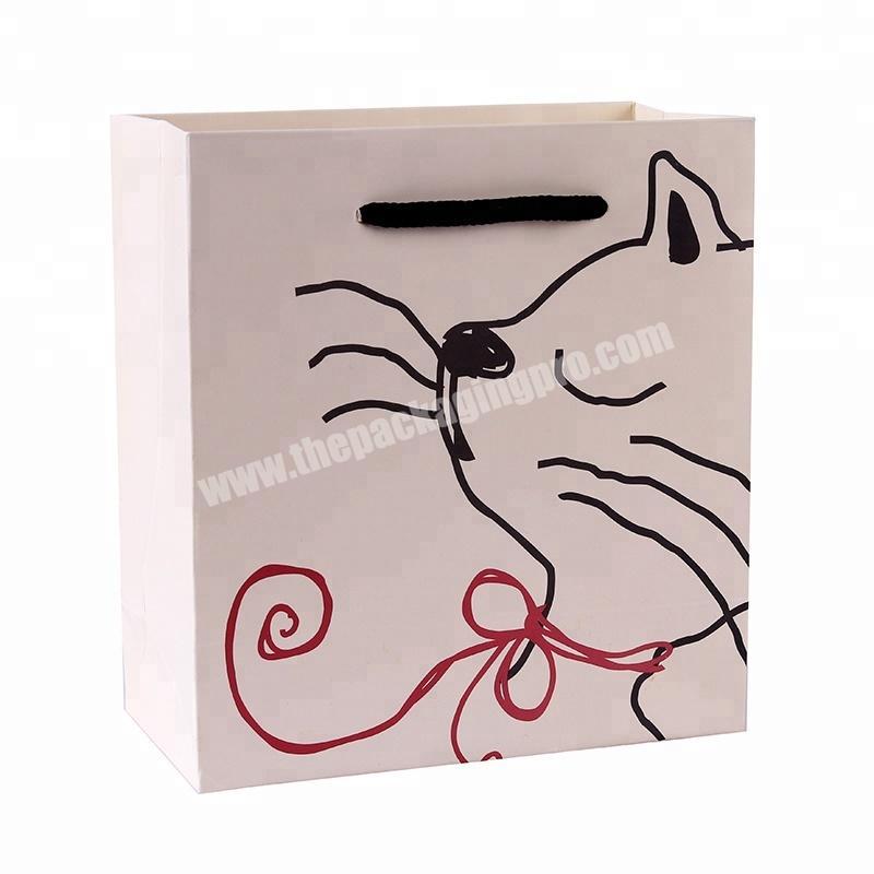 Foldable Eco-friendly Fancy Cartoon Kraft Paper Gift Packaging Bag With Rope Handles