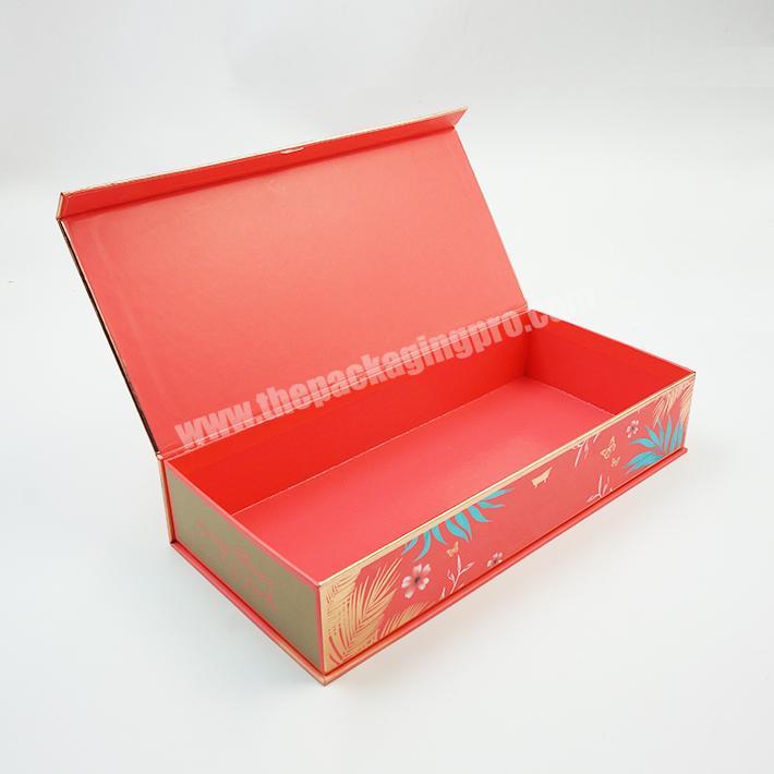 Custom Design Cosmetic Gift Set Packaging Hardcover Box Flapped Book Shape Box Magnet Closure
