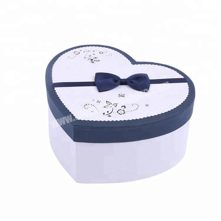 Customized Cute Recyclable Blue Bowknot White Packaging Heart Shaped Gift Coated Paper Boxes