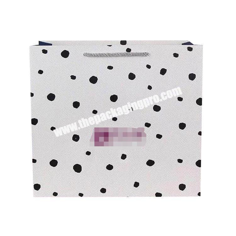 Wholesale customization Polka Dot Boutique White Gift Craft Paper Bag with high quality