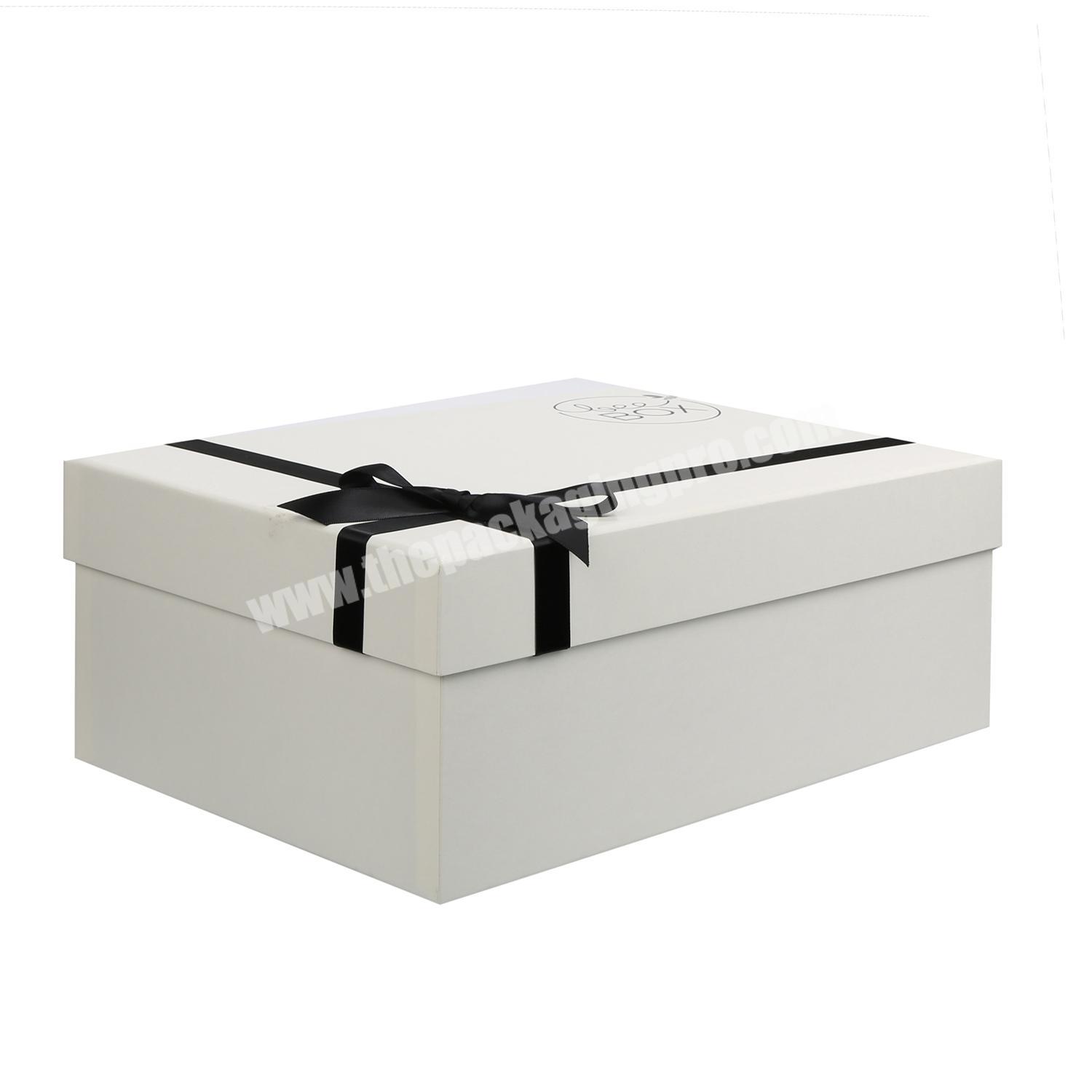 Luxury custom logo art paper grey cardboard clothes packaging boxes