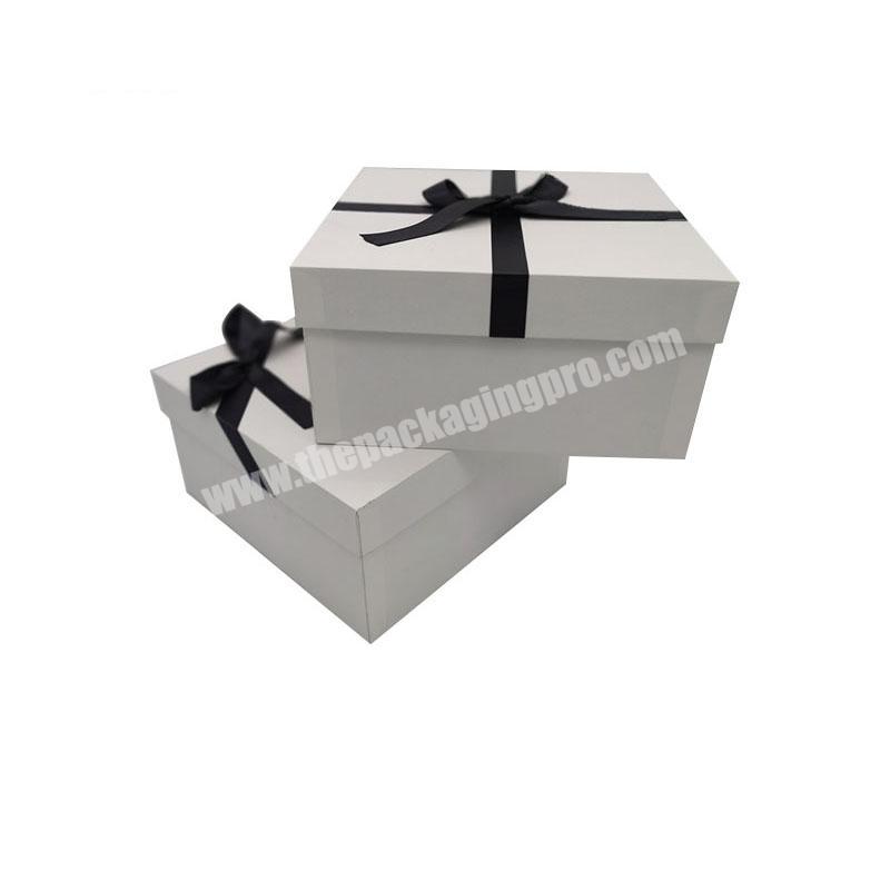 Luxury custom logo cardboard gift boxes white decoration gift box with ribbon