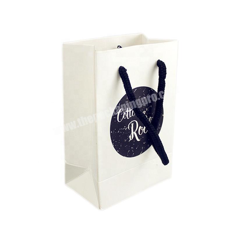 2020 Customized Small White Matte Paper Gift packaging Bag with Black Printed Logo