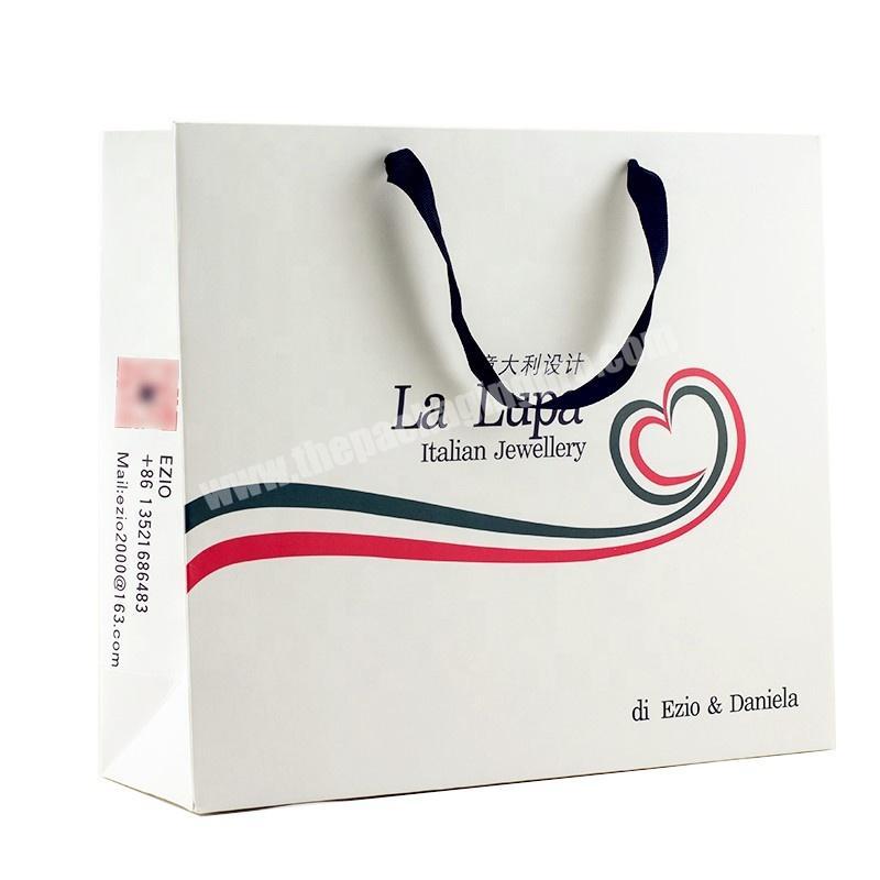 Custom White Jewelry Paper Gift Bag For Italy