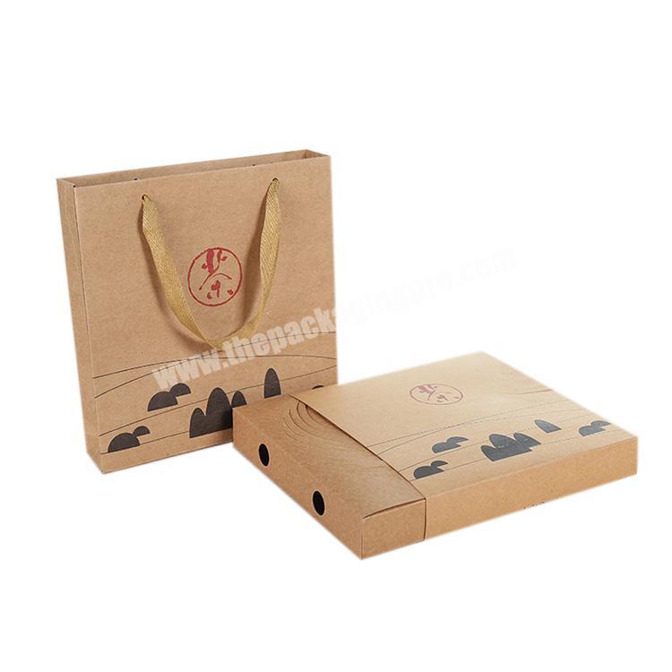 Customized  Logo High Quality Gift Graft Paper Packing Shopping Bag With Handles For Gift