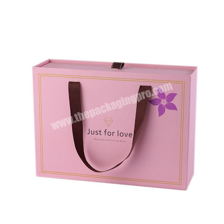 Luxury Quality Gift Box Custom Design  With Silk Puller Hand Silk  Scarf Product Packaging Box For Cosmetics Gift