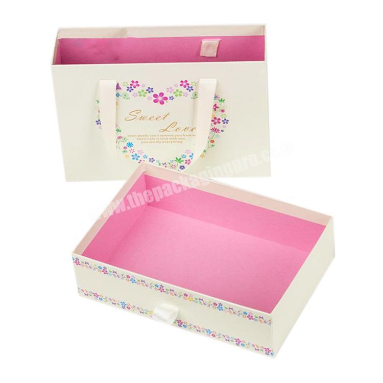 Wholesale Customized paper boxes clothing,paper card gift boxes white
