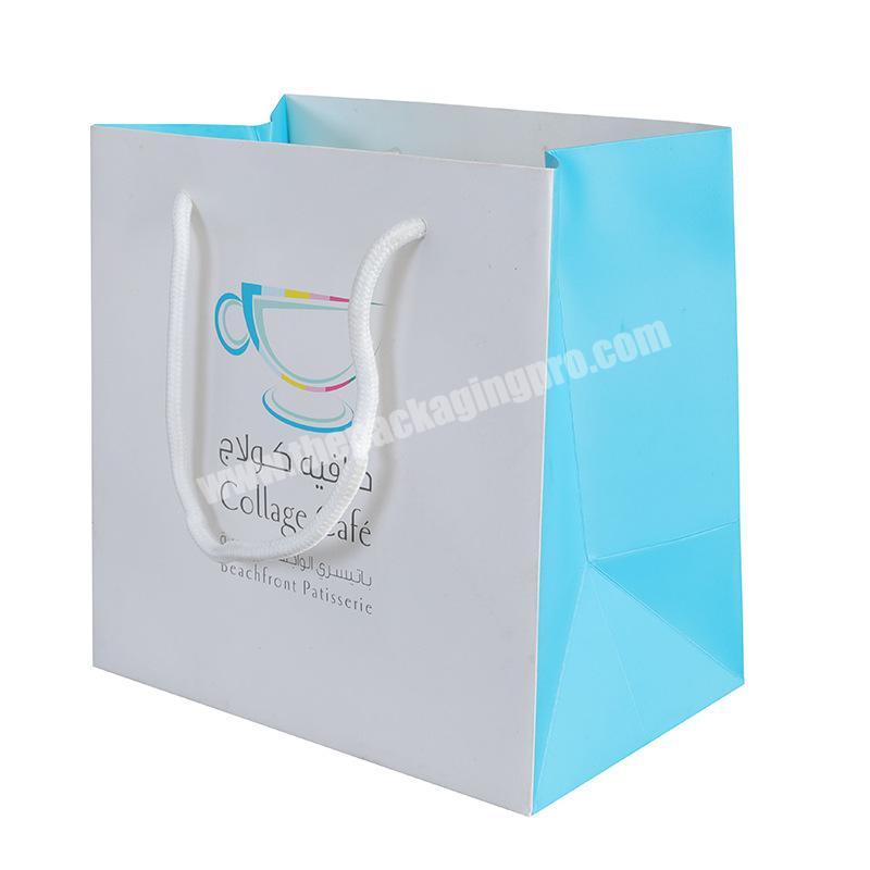 China Manufacturer White Luxury Gold Foil Printed Gift Custom Shopping Paper Bag With Your Own Logo