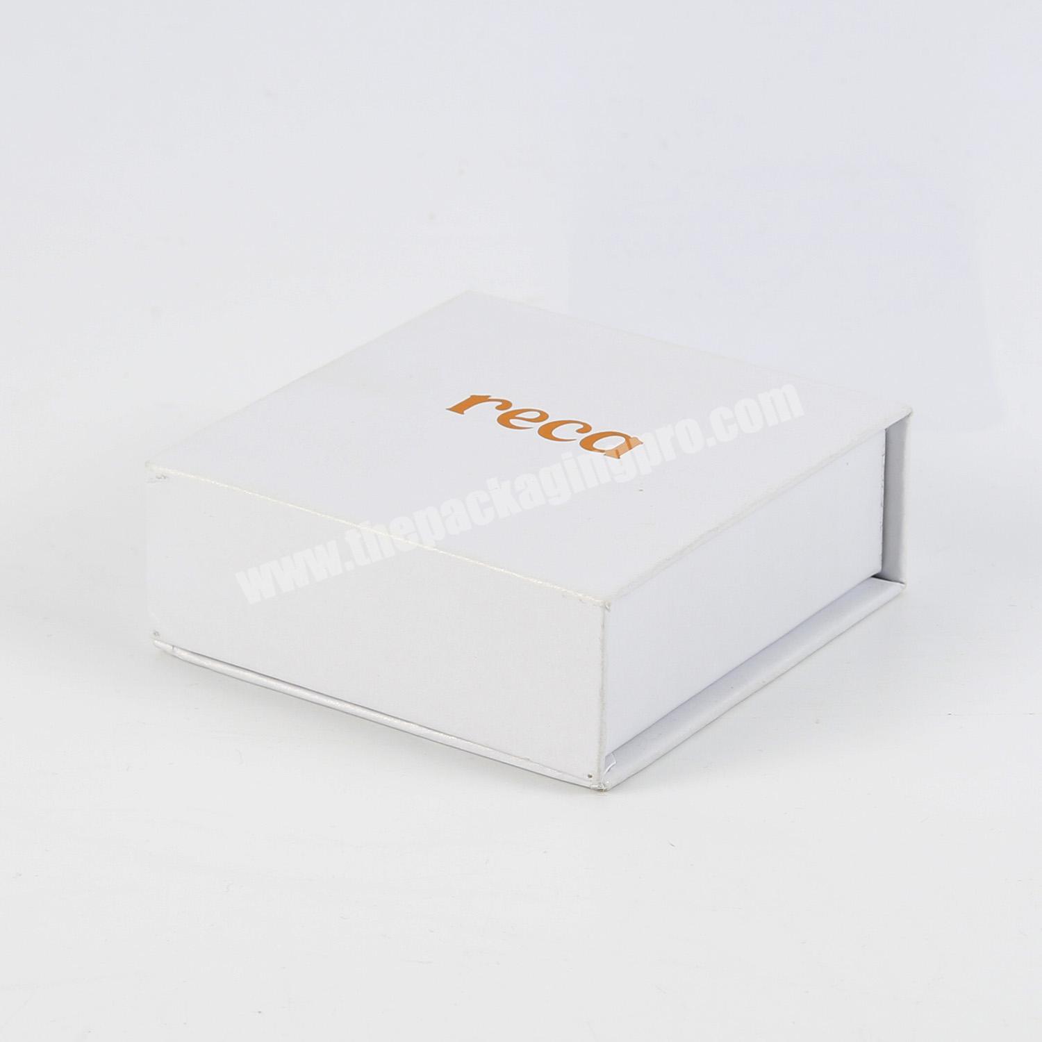 Custom Jewelry Packaging Puch and Box  Packaging Cardboard Box with Microfiber Jewelry Pouch