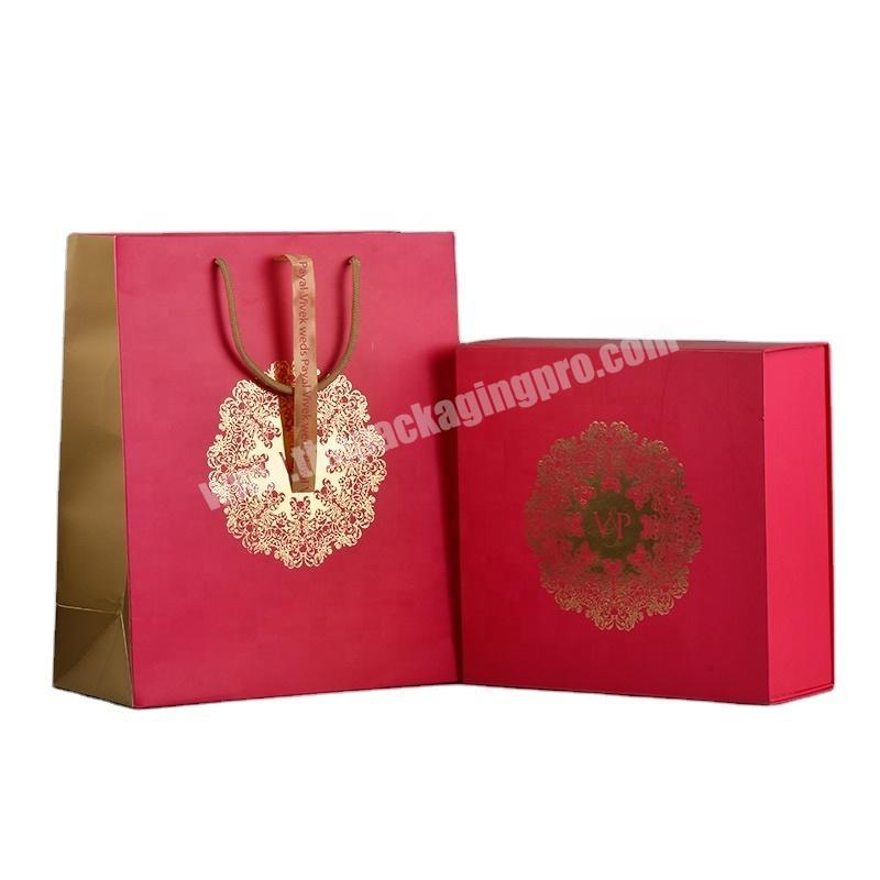Custom Luxury Baby Birthday Party gift bags and gift boxes Bridesmaid Proposal Wedding Favor Folding Packaging