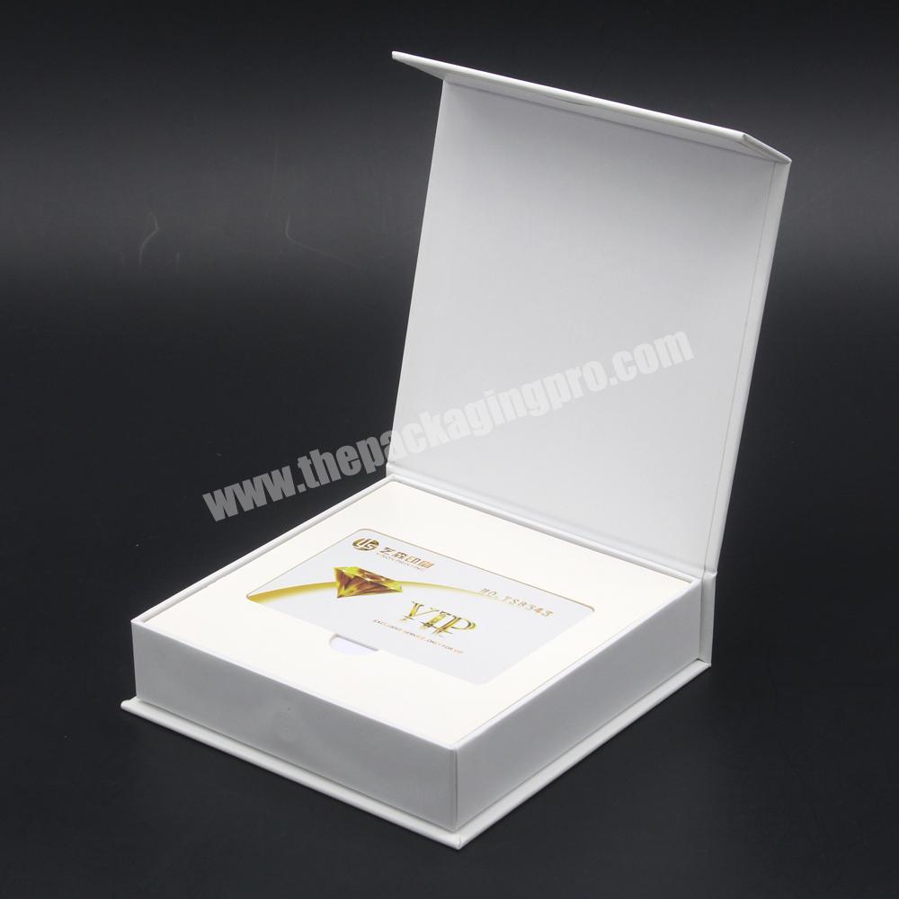 Custom Trading VIP Cardboard Magnetic Gift Card Box White Paper Card Giftcard Box Packaging For Invitation Cards