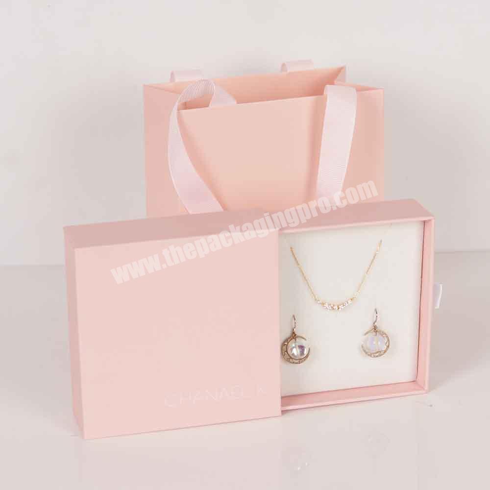 Custom design Paper Board Gift Single luxury jewelry box necklace earring box insert