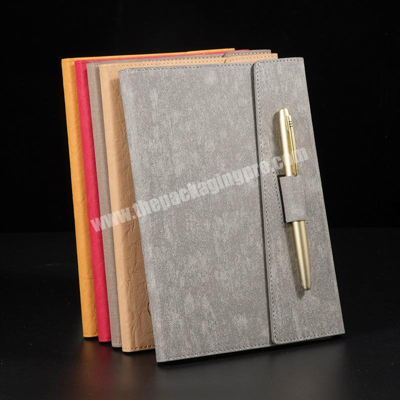 Custom logo retro business a5 leather notebook with pen holder