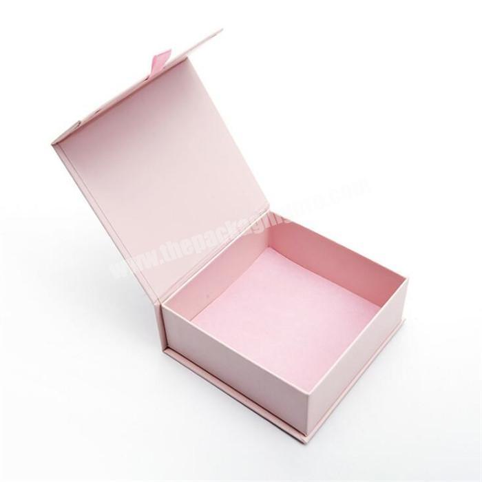 Custom luxury pink magnet paper box flip  gift boxes