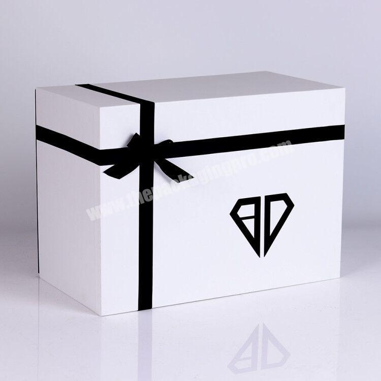 Custom made  high end recycled white bow cardboard shoe boxes with logo