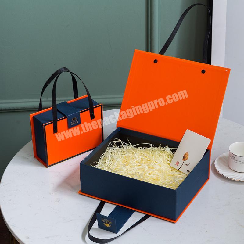 Customized logo new portable gift box multi-color packaging creative hand gift box gift packaging extension of luxury fashion ca