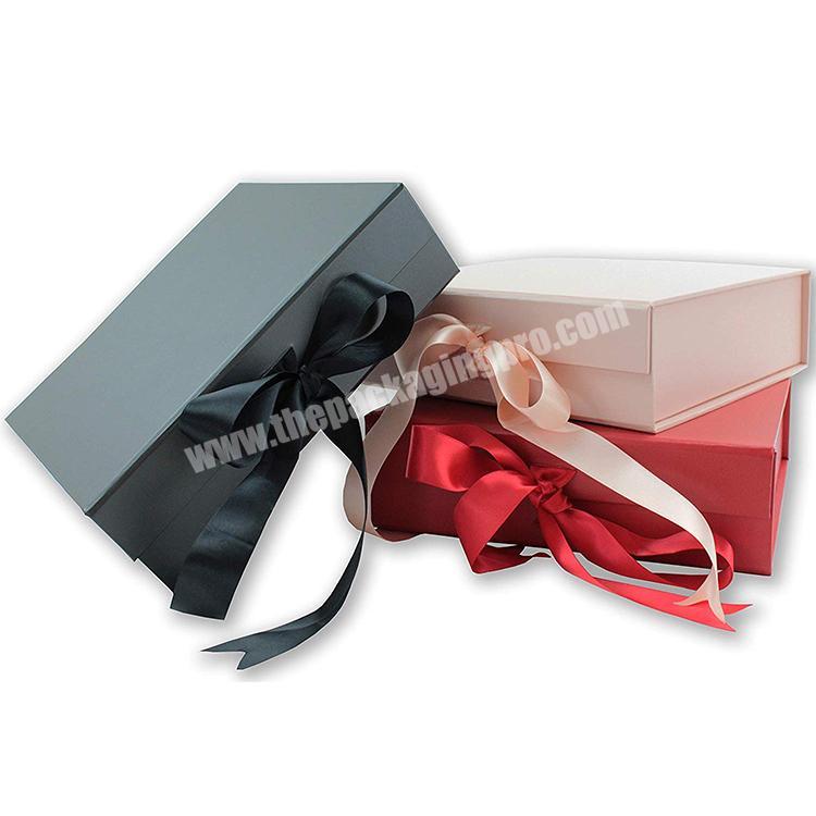Custrom Logo Luxury Folding Gift Box Ribbon Magnetic Closure A Gift Box With Ribbon