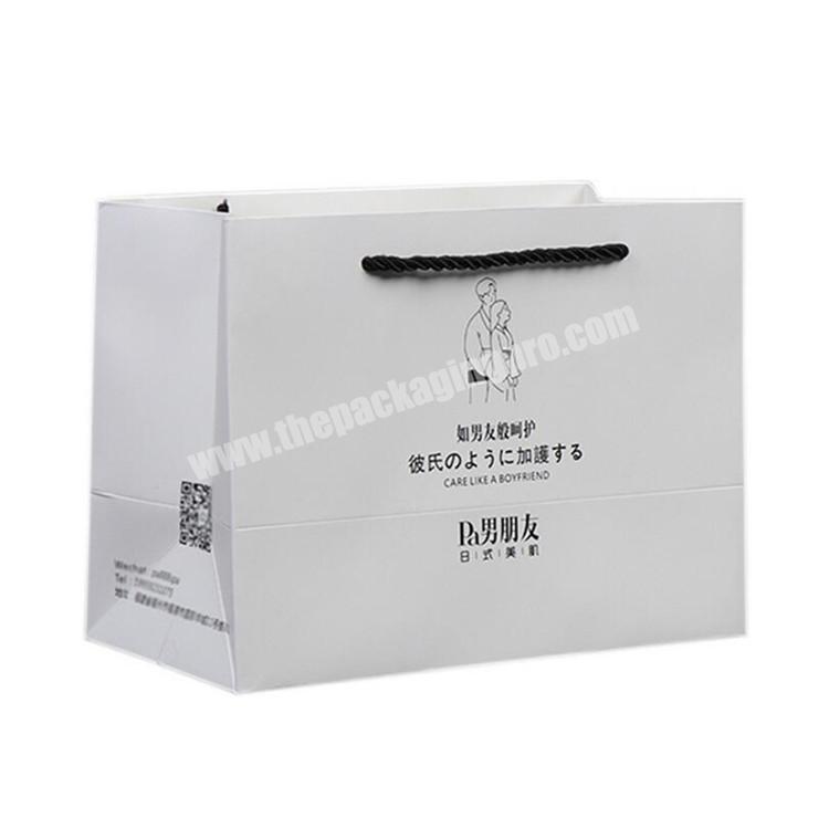 Eco-Friendly Custom Prinetd  White Craft Underwear  Packaging Bag  Printing Apparel Shopping Bag With Handle