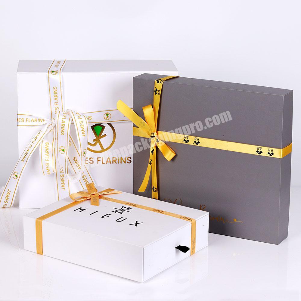 Exclusive custom high-quality aureate bowknot ribbon paper gift box