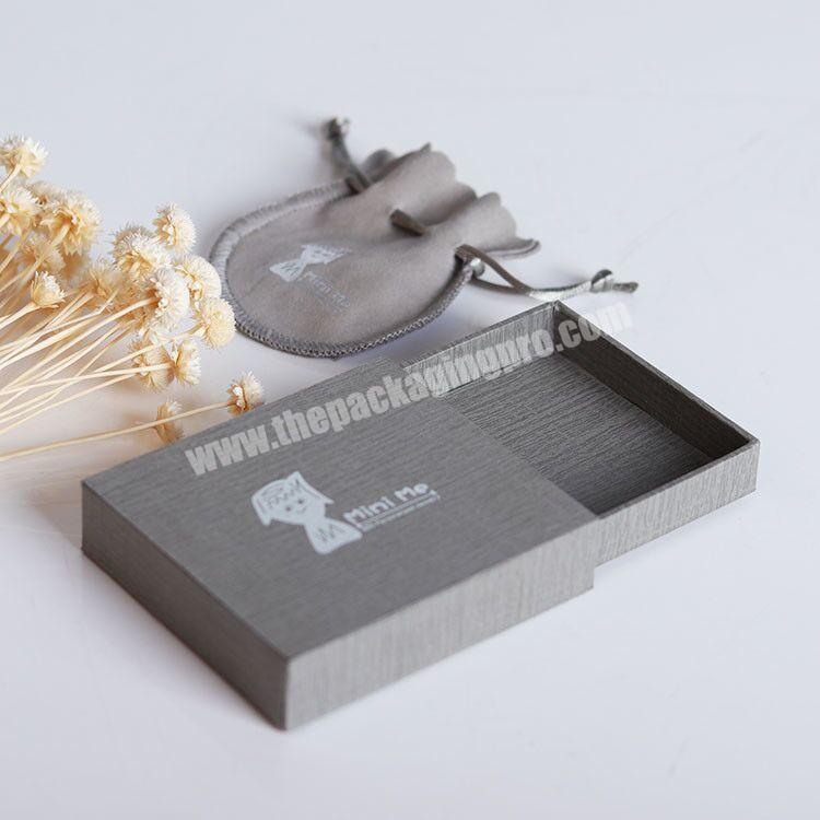 Exquisite custom wood grain ironed silver Logo inside velvet cloth bag jewelry drawer box