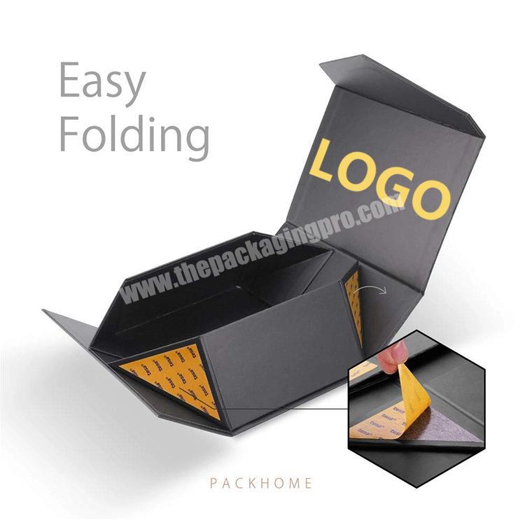 Foldable Custom cardboard paper clothing  A Gift Packaging Box With Closure