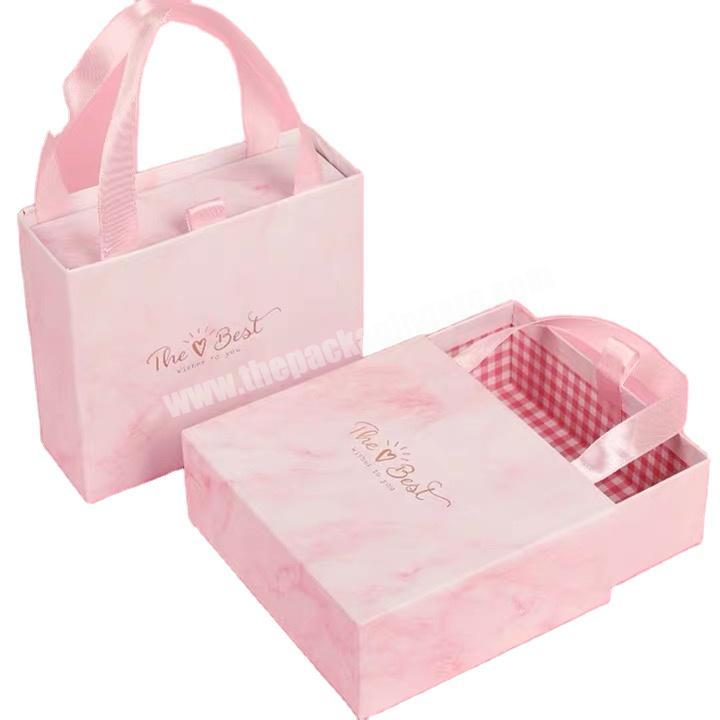 High quality fashion custom luxury pink wedding gift packaging white card birthday bags for bridesmaid