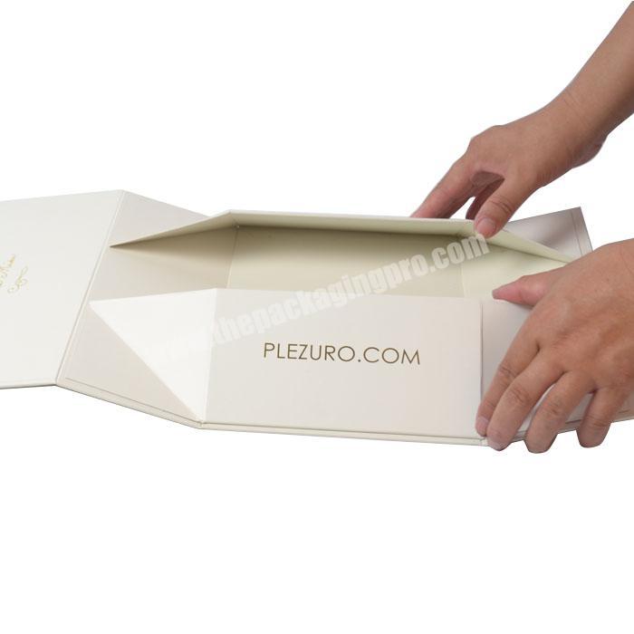 Hing quality foldable cardboard packaging box with magnetic lid customer logo gift box luxury