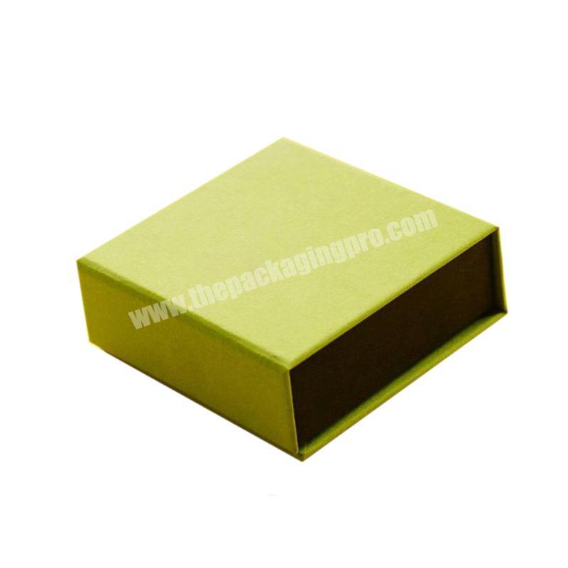 Hot sale small green tiny jewelry fold magnetic closure paper packaging gift box with custom logo
