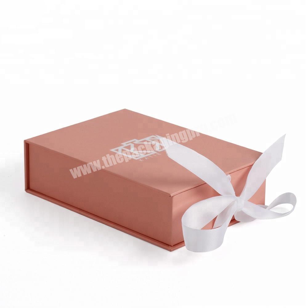 Logo Printed Pink Rigid cajas para regalo Cardboard Paper Gift Flip Box With Ribbon Closure