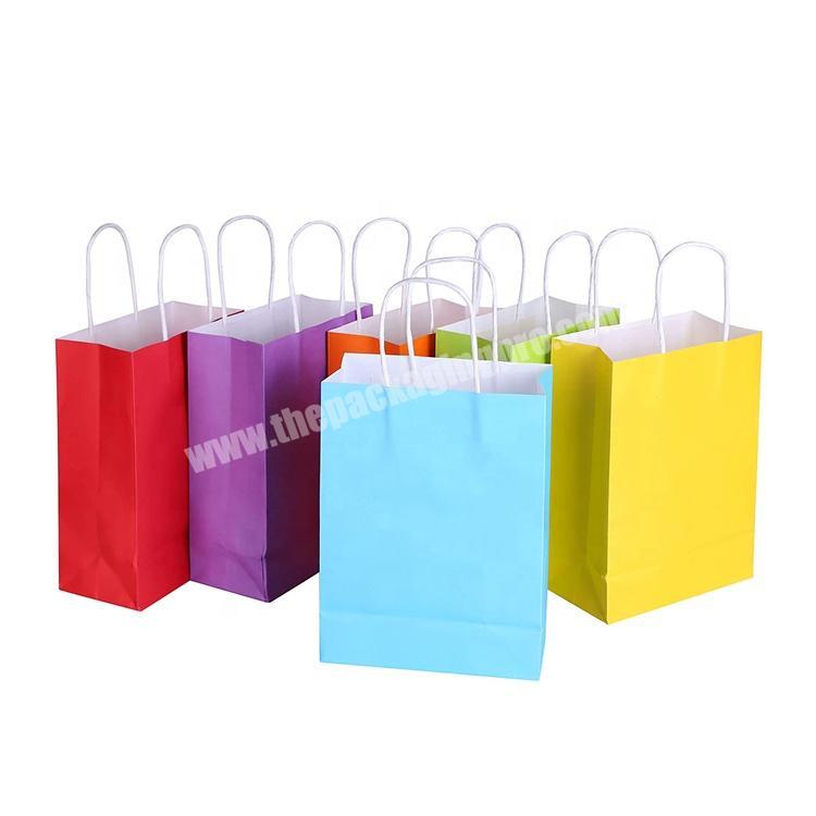 Small take away white kraft paper party gift bag for goodie
