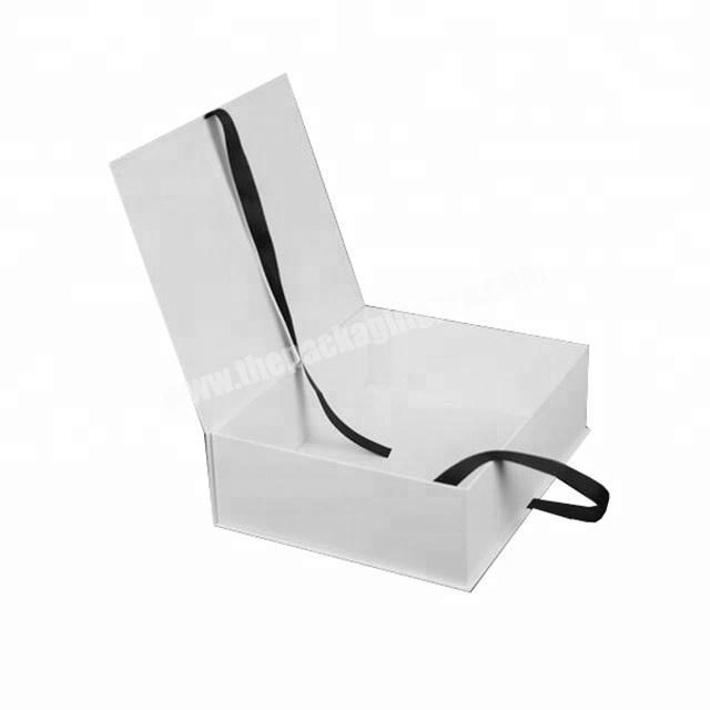 White Magnetic Gift Box Hair Bundle Package Kexin Cardboard Luxury Apparel Packaging with Ribbon Closure Paperboard Book Box
