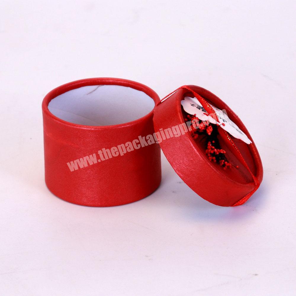 Wholesale good quality small exquisite red round wedding sweet candy box cardboard
