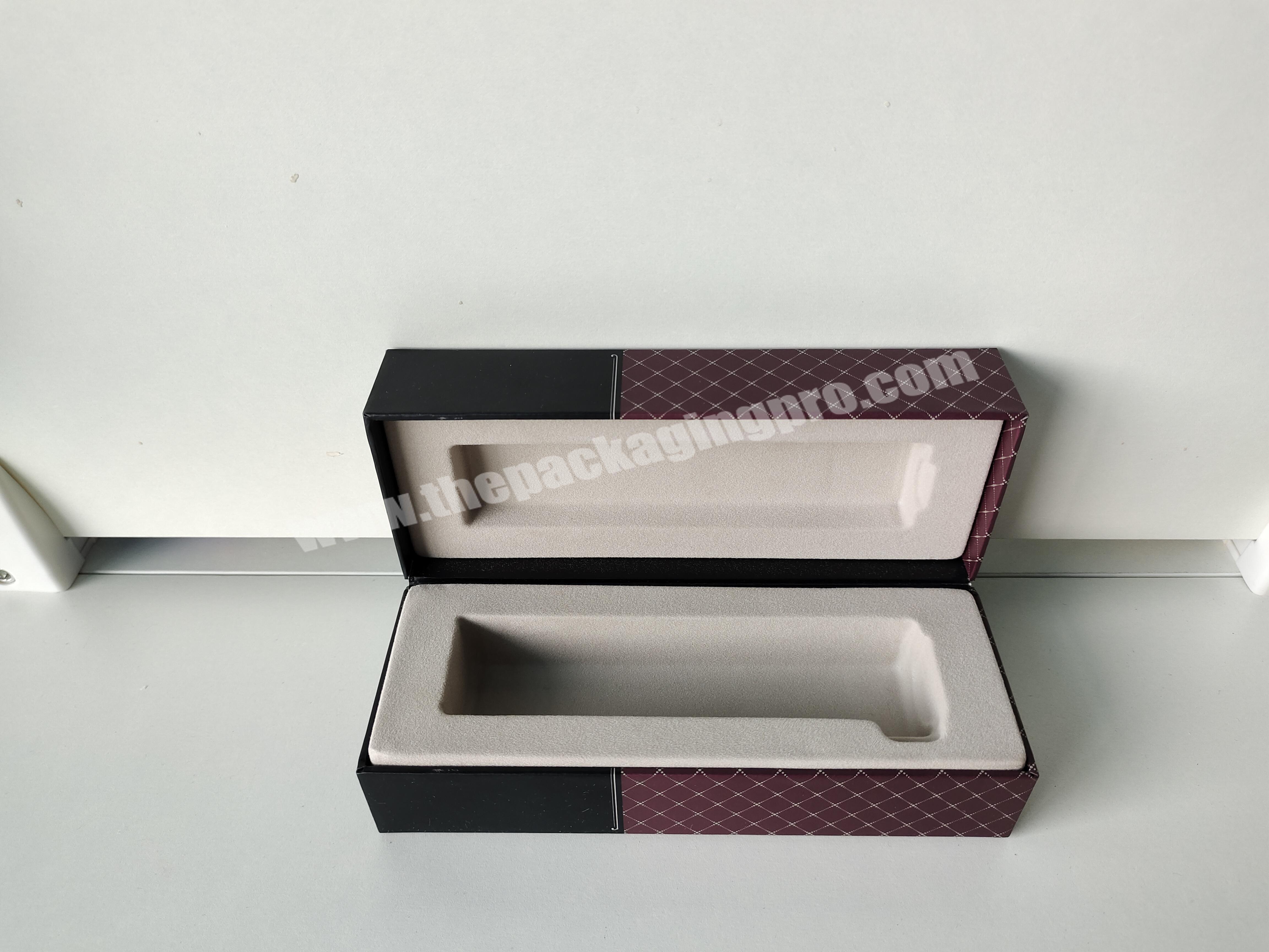 Factory YONGYI Factory Luxury Custom Rigid Hard Paper Cardboard Folding Magnetic Gift Boxes