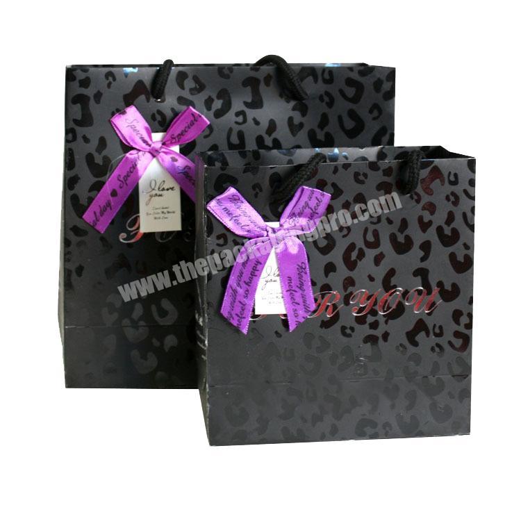 custom black luxury decorative small paper cosmetic bags for lady gift