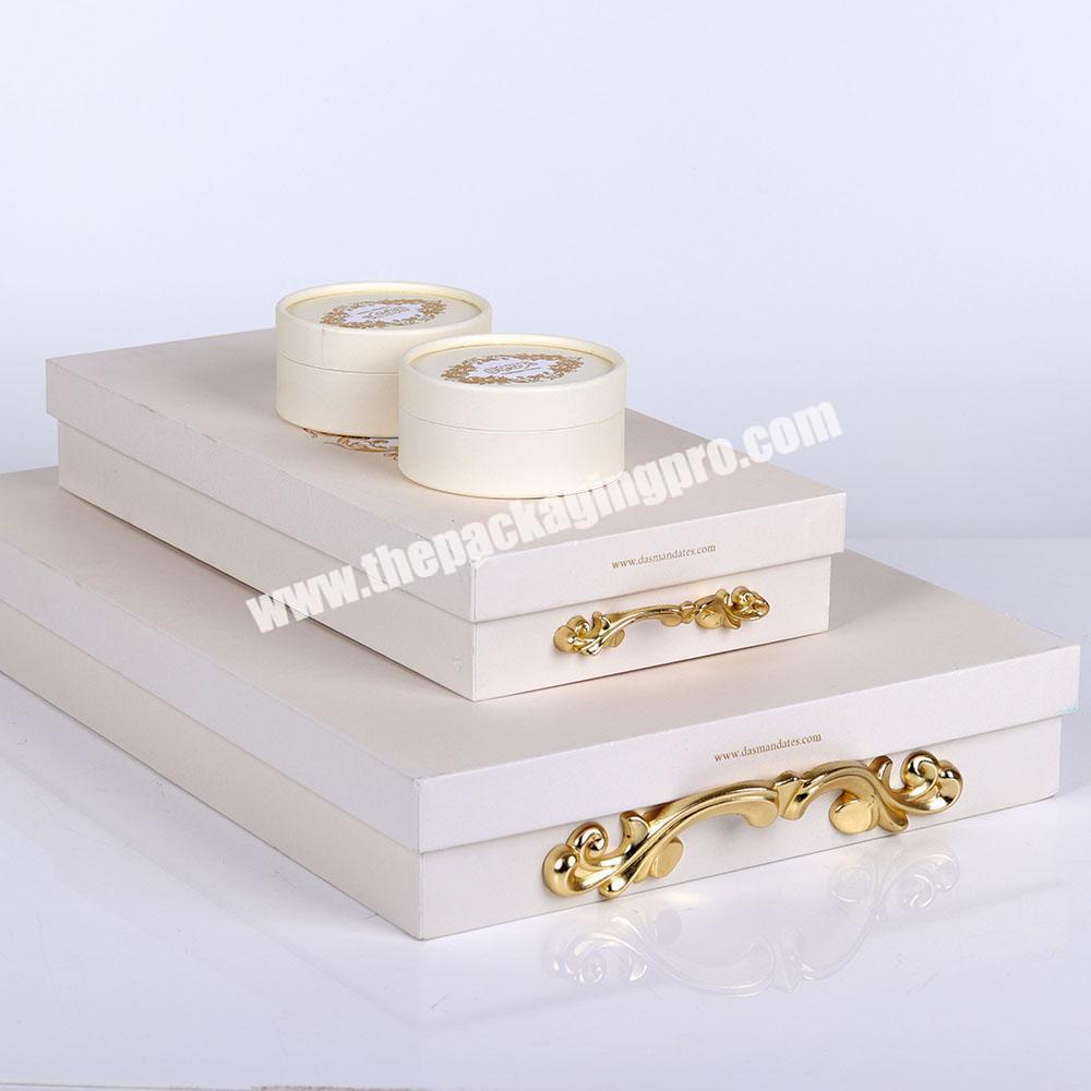 Customized high end rigid cardboard with metal handle macaroon boxes cookie dessert box