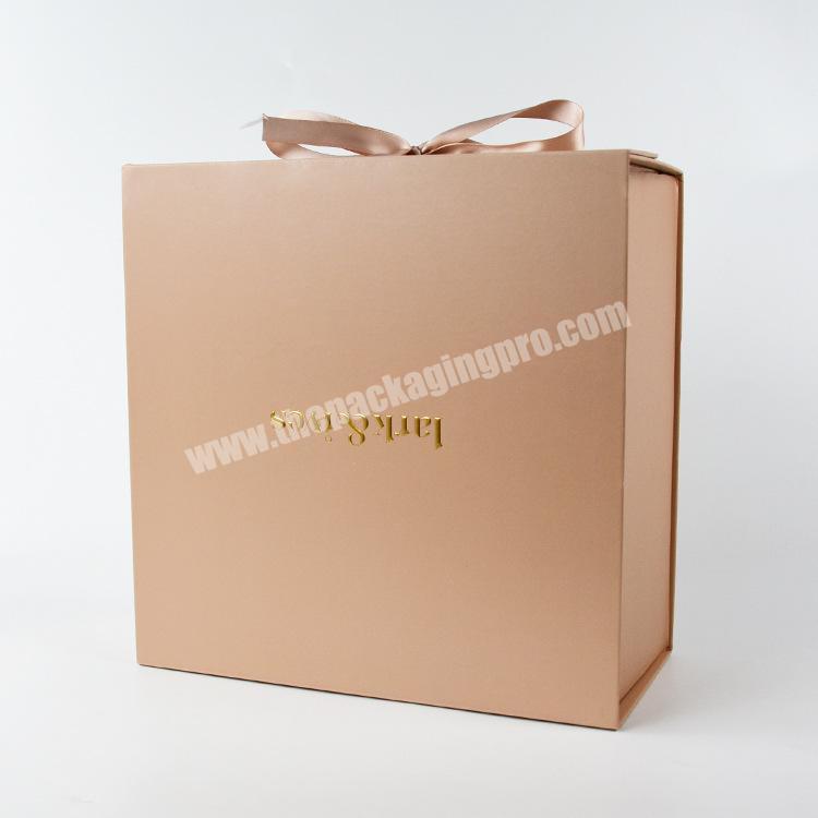 Custom christmas gift box, custom packaging box, magnet folding paper luxury magnetic box with magnet closure