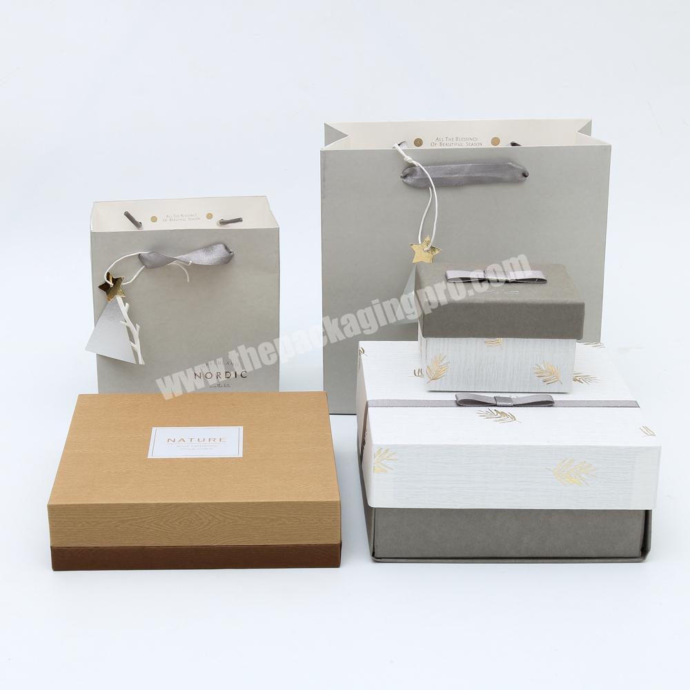 Eco Friendly Custom Full Color Printed Gift Packaging Paper Box With Ribbon