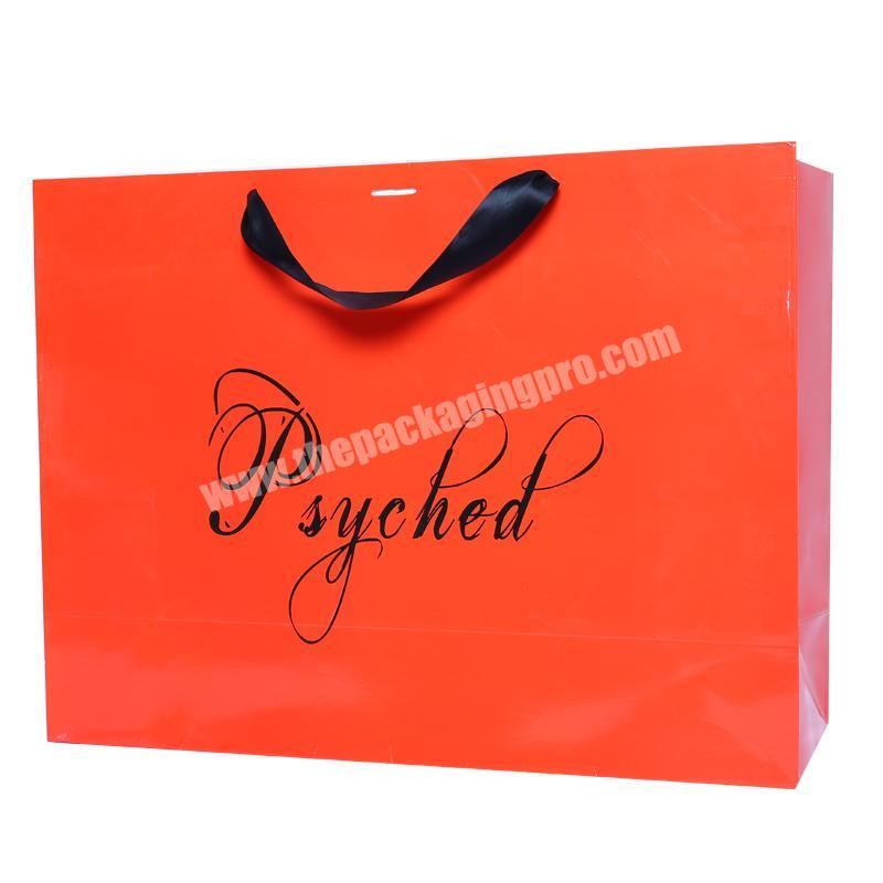 Sac en papier emballage Wholesale production for packaging recyclable art paper gift bag