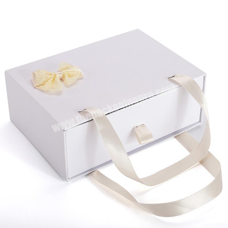 Wholesale Custom Rigid Paper Cloth Gift Box With Ribbon Handle Drawer Box Package