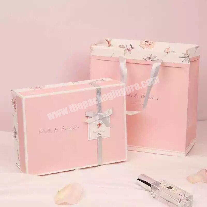 Custom Large Ribbon Packaging Boxes Large Gift Boxes