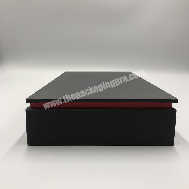 Customized paper gift boxes with magnetic lid