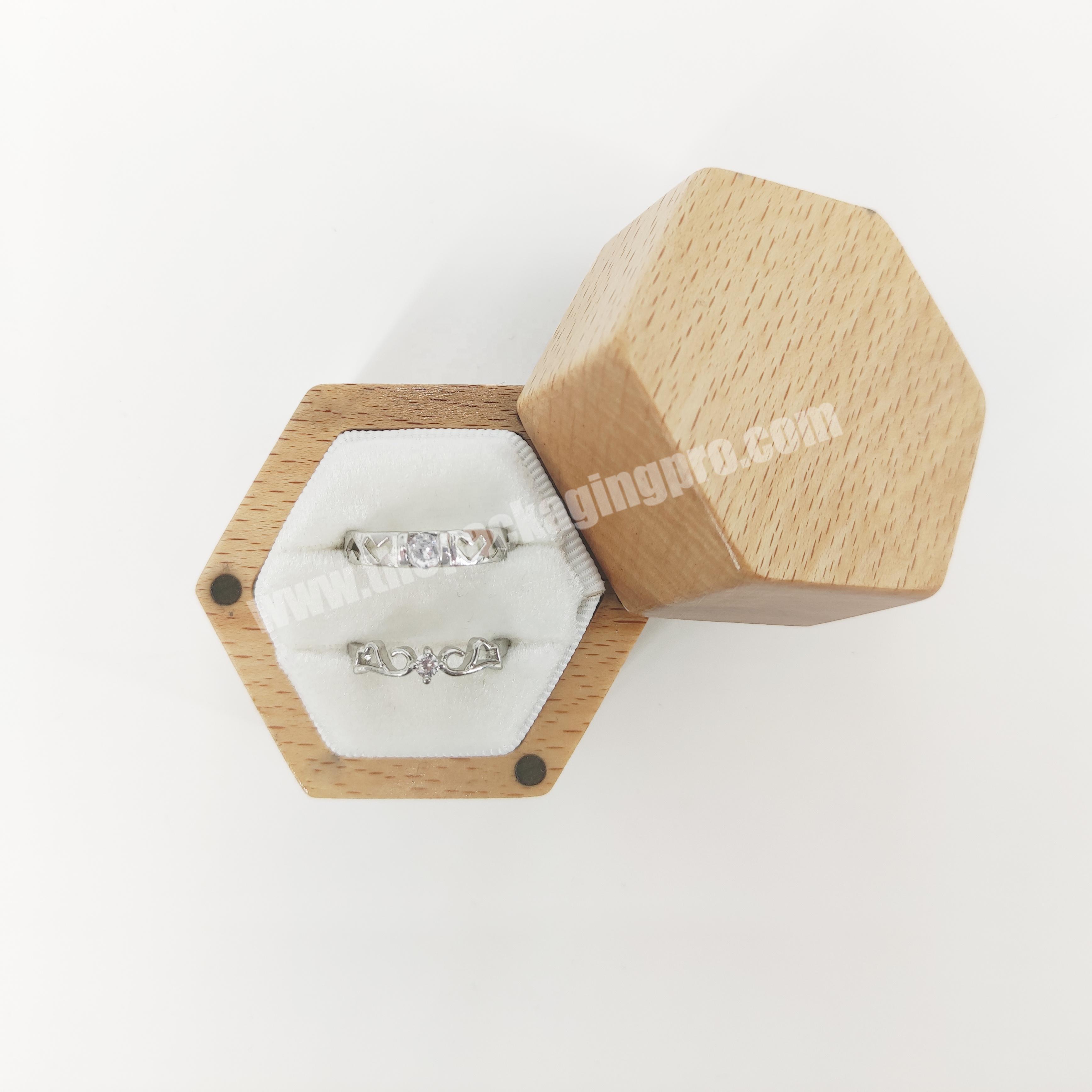 Manufacturer's custom wood ring box velvet ring gift box custom wood jewelry box