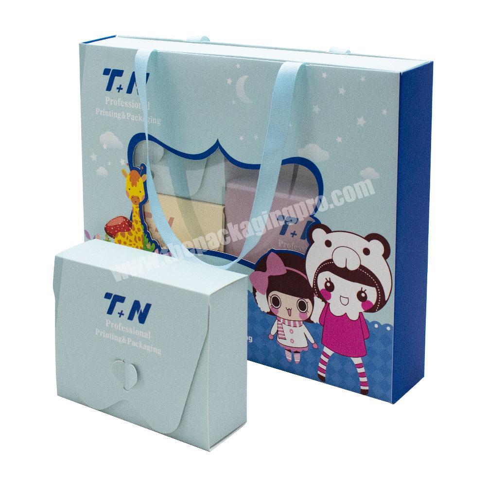 Cartoon Pattern Personalized Shipping Boxes Clothes Packaging Boxes Custom Logo