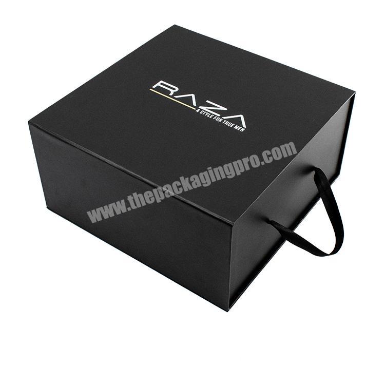 Custom luxury large rigid cardboard matte black magnetic gift box clothing packaging paper box