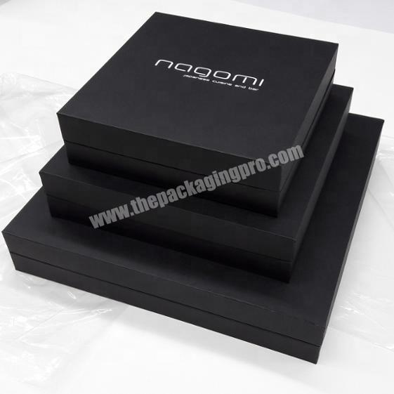 Black Rigid Box With  Collar & Divider