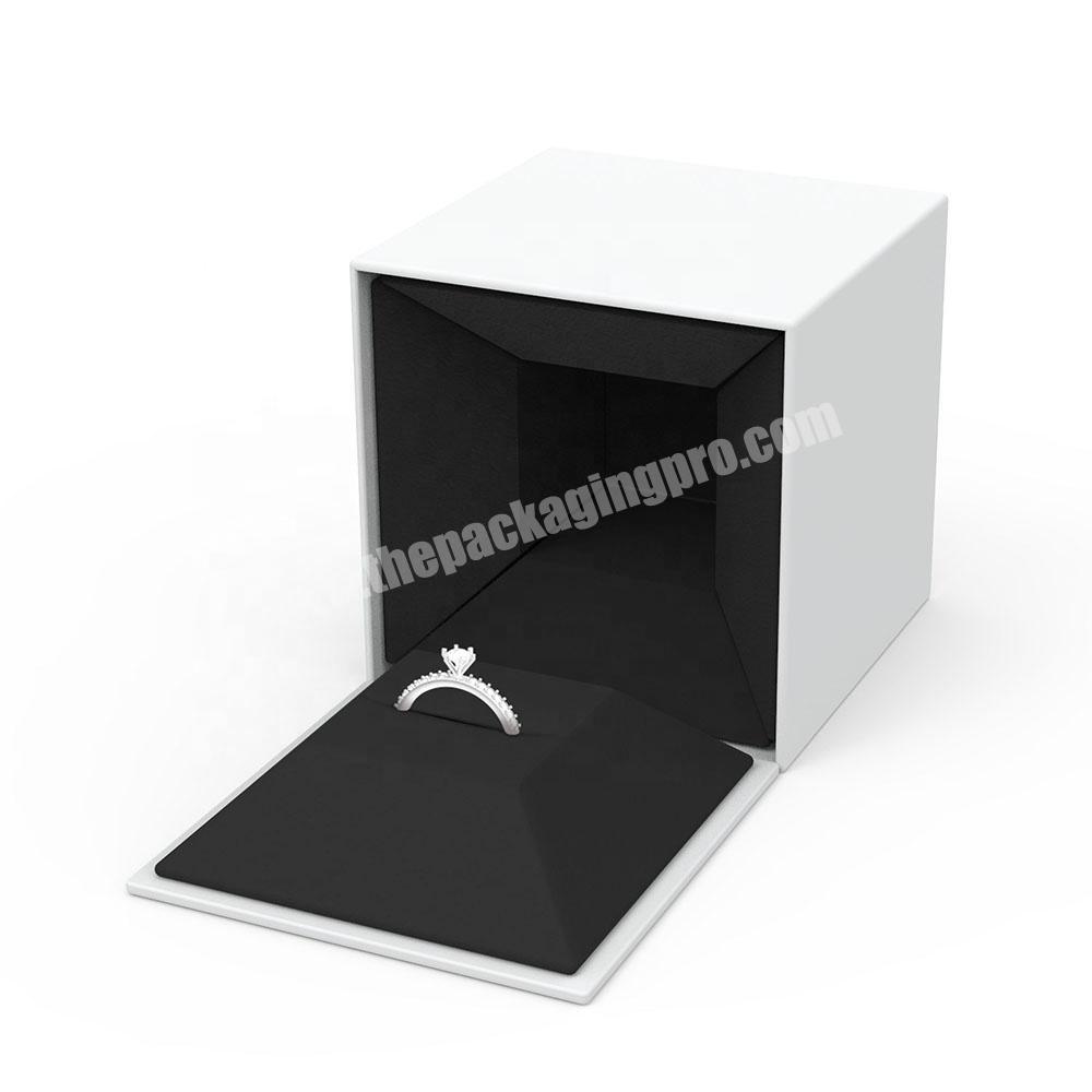 China Manufacturers Innovative design Wholesale Paper Boxes Ring Custom Gift Jewelry Box
