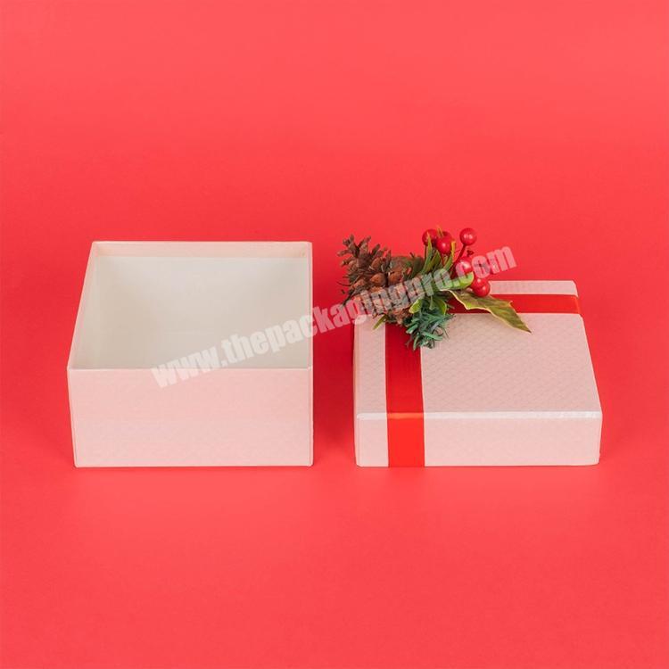 Custom Folding Design Advent Calendar Lipbalm Tube Paper Make Up Gift Cosmetics Packaging Boxes