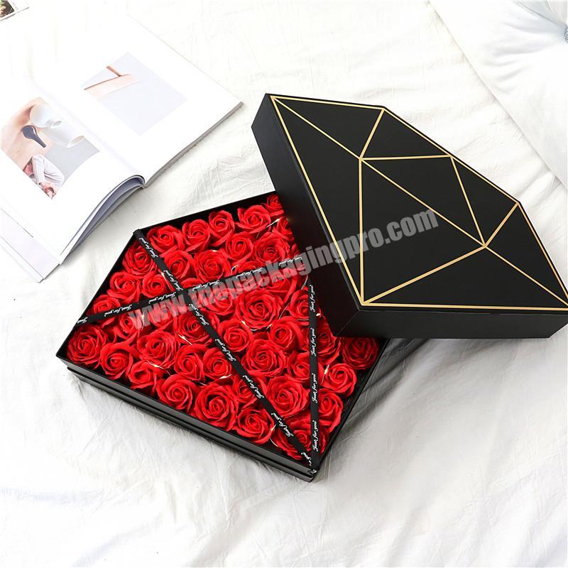 Diamond Shape Cardboard Gold Foil Packaging Preserved Bouquet Long Lasting Rose Suede Roses Gift Box Packing Boxes For Flowers