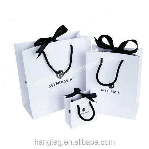 Top sell  Customized  Logo  Paper Bags Gift Packaging