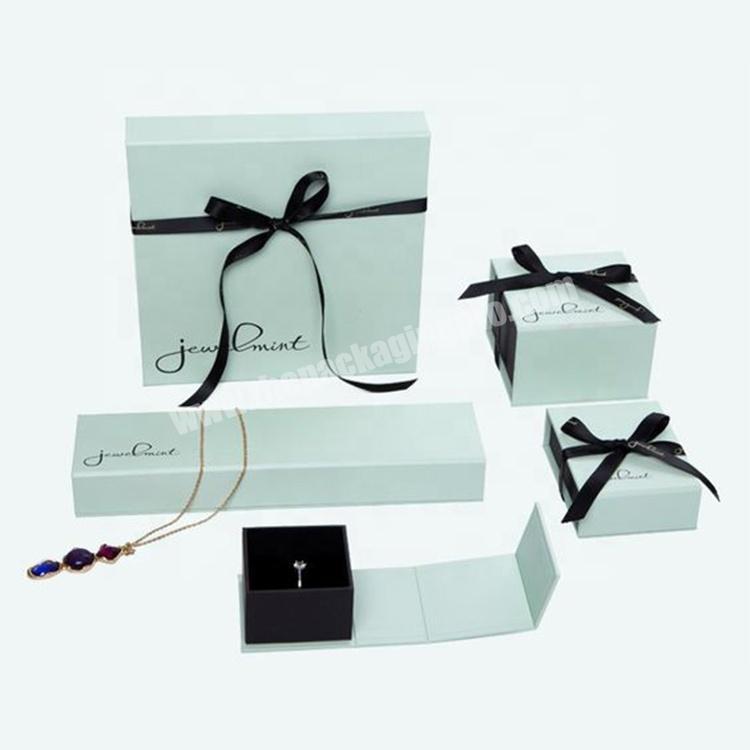 Wholesale eco fancy custom 2 pieces rigid paper earring ring necklace magnetic closure box rigid cardboard box luxury gift box